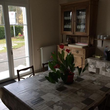 バイユヴァル La Demi-Lune Bed & Breakfast エクステリア 写真