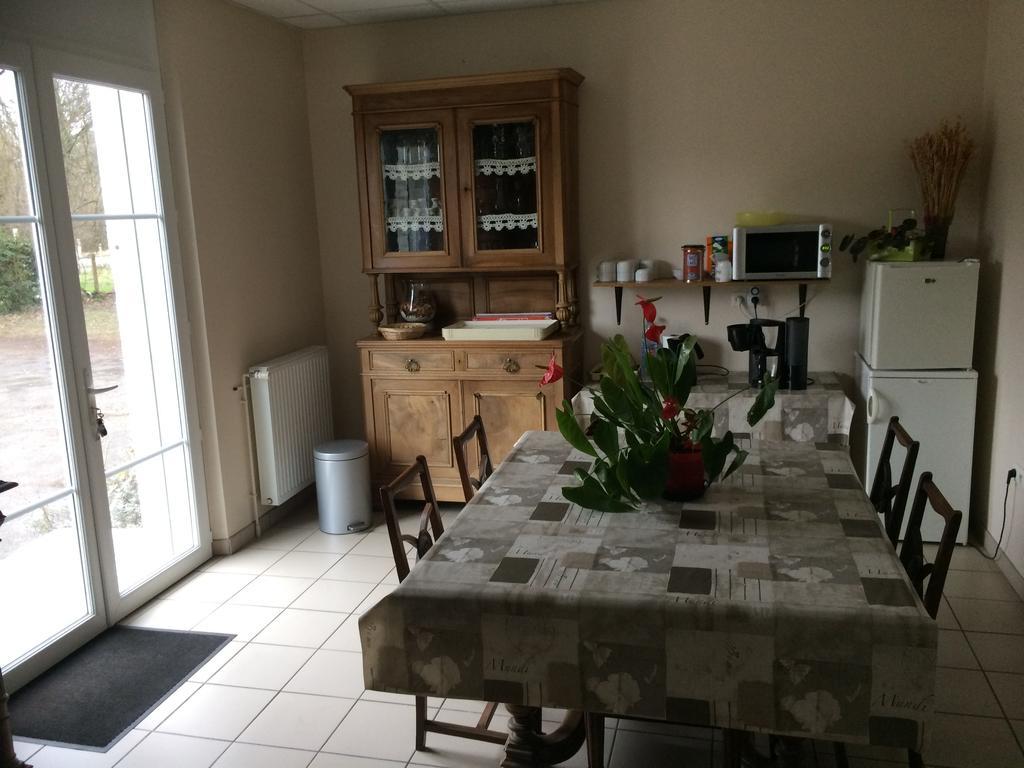 バイユヴァル La Demi-Lune Bed & Breakfast エクステリア 写真