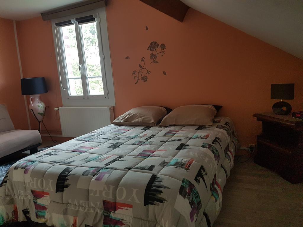 バイユヴァル La Demi-Lune Bed & Breakfast エクステリア 写真
